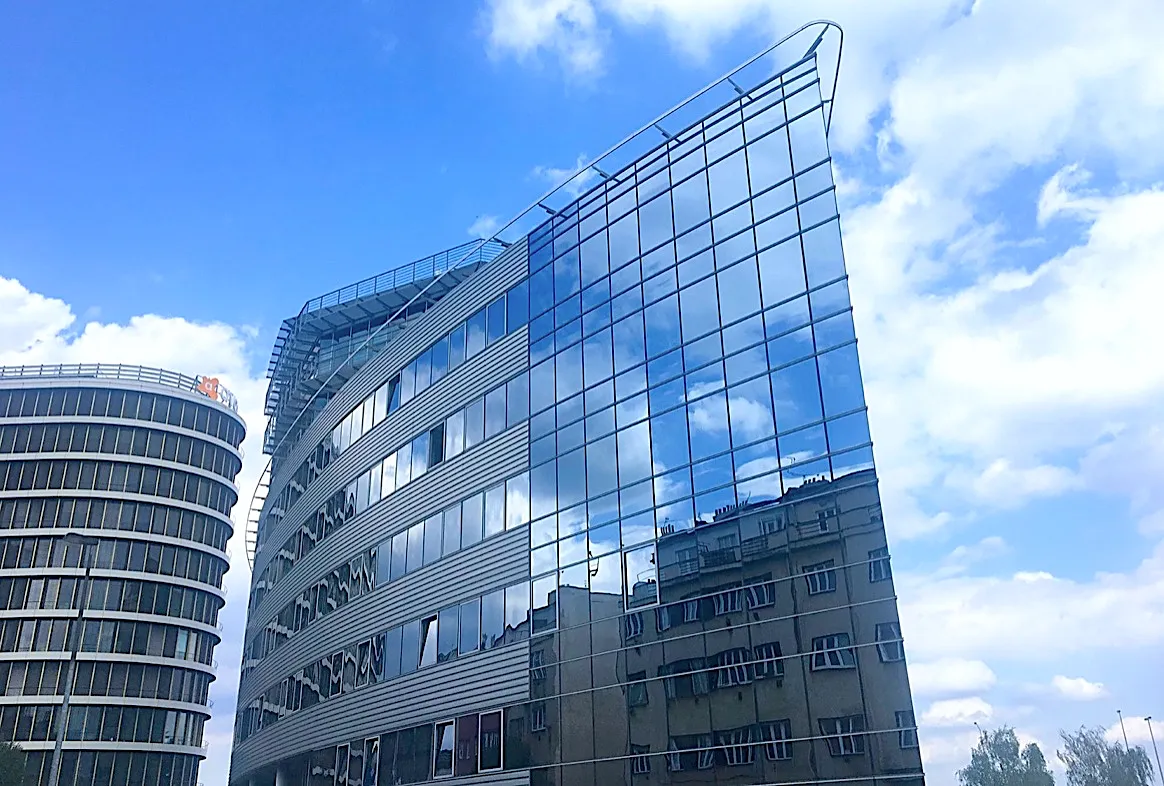 Pronájem kanceláře 635 m²